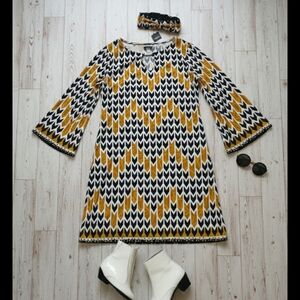 Haani Geometric Print Keyhole Tunic Dress